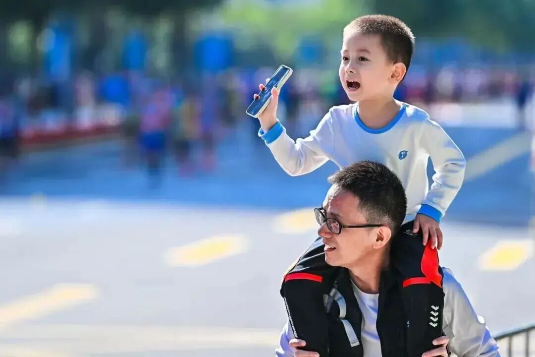 深圳国际马拉松12月5日路线_荣耀2025深圳马拉松报名开启_深圳马拉松赛事官网报名