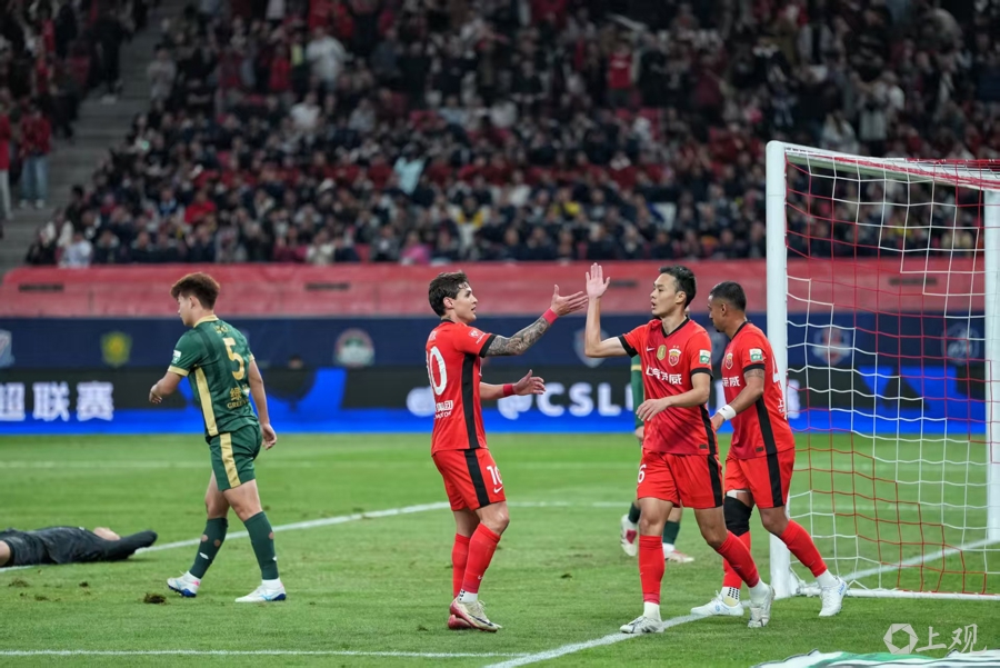 海港队对阵浙江队比赛回顾_末轮打平即夺冠!海港两送世界波3-0浙江_海港队本赛季最后一个主场