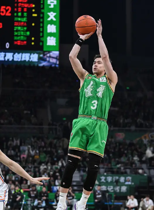 赵继伟全运会受伤 辽宁男篮后卫线危机 中国男篮后卫线困境_辽宁男篮对四川决赛