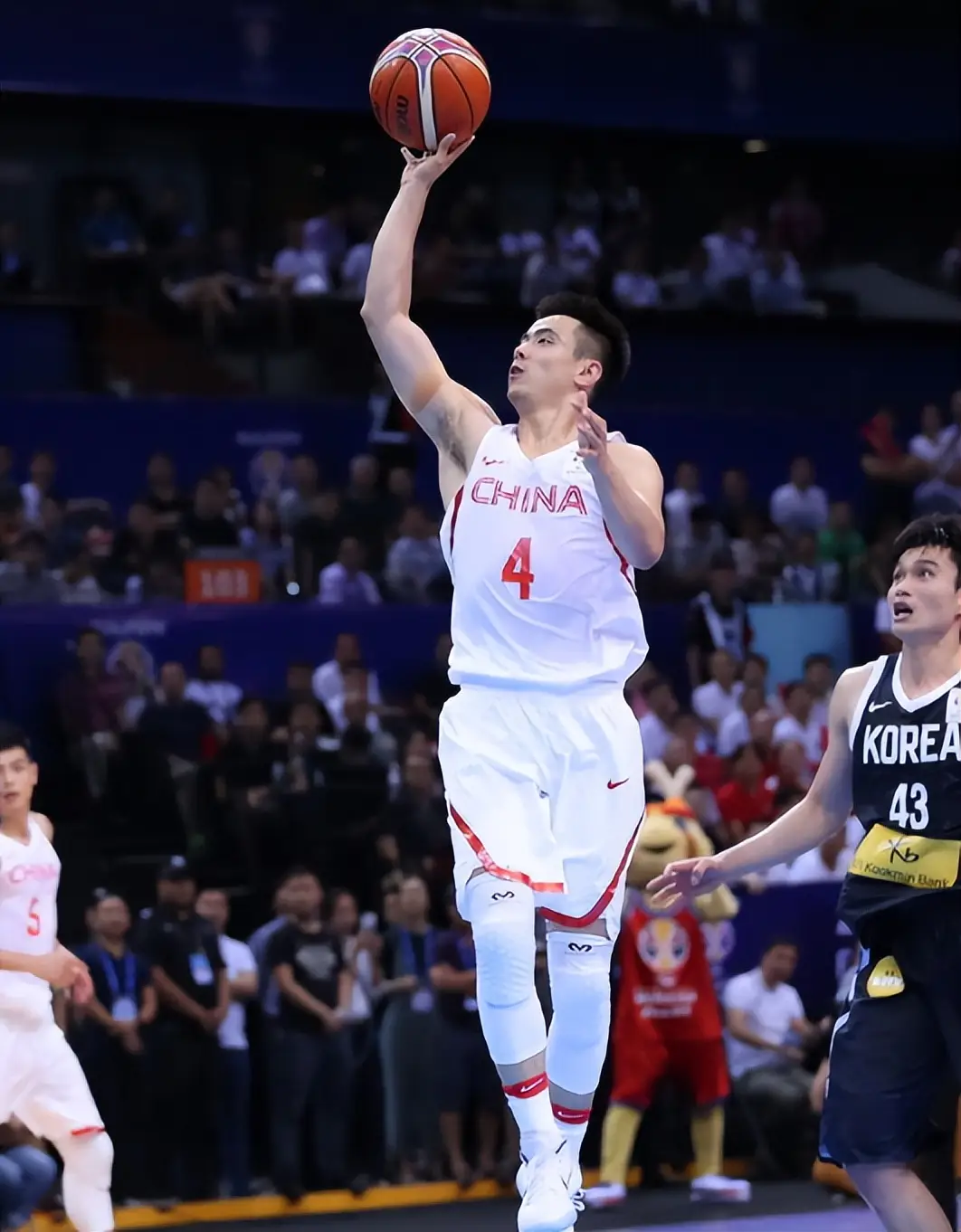 辽宁男篮对四川决赛_赵继伟全运会受伤 辽宁男篮后卫线危机 中国男篮后卫线困境