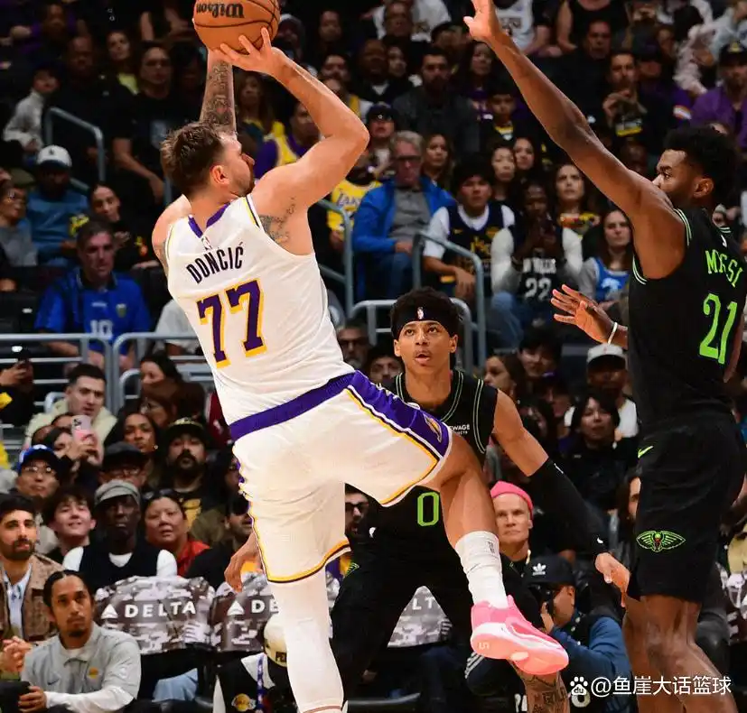 湖人鹈鹕比赛战报_东契奇34+12+7老詹缺阵 湖人轻取鹈鹕收获7连胜_东契奇超越詹姆斯单节得分记录