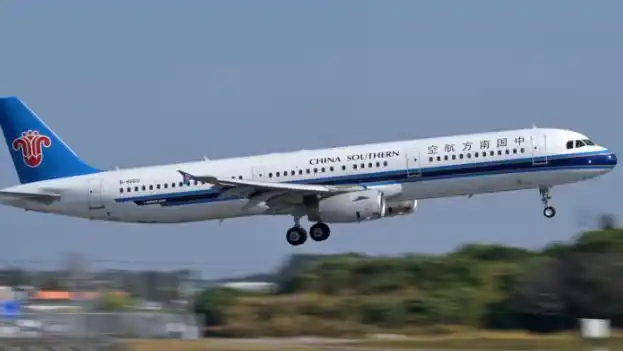 中日关系恶化对日本旅游业影响_日学者:中国游客不来才是日存亡危机_中国游客赴日酒店预订暴跌