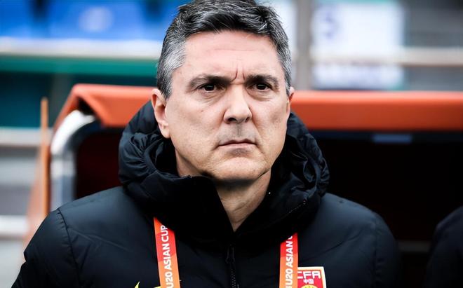 U22国足集训名单_国足最新大名单_汪士钦落选原因