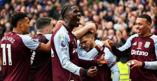 随着阿森纳2-0,利物浦1-1,切尔西1-3爆冷,英超最新积分榜出炉