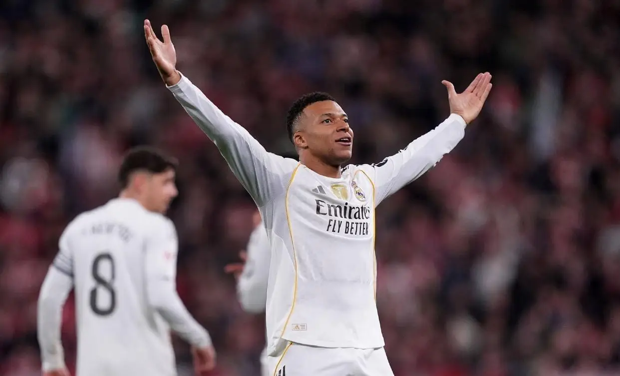 巴萨皇马5比0下半场_皇马圣马梅斯比赛分析_皇马姆巴佩阿诺德伤退