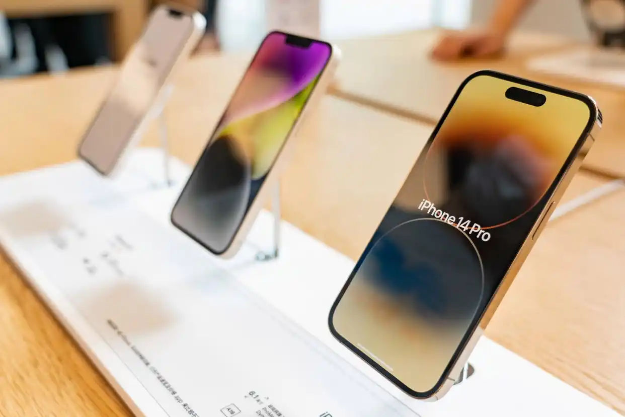 iPhone 17 Pro与iPhone 13 Pro对比_iPhone 17 Pro长焦摄像头特性_苹果喊话iphone13和14用户换新机