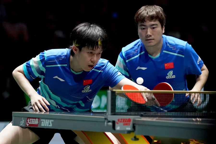 组图:王楚钦单打输球双打取分 中国队8-4德国七连胜_混合团体赛制特点及中国乒乓球队备战策略_2025国际乒联混合团体世界杯中国队8比4战胜德国队孙颖莎王楚钦表现分析
