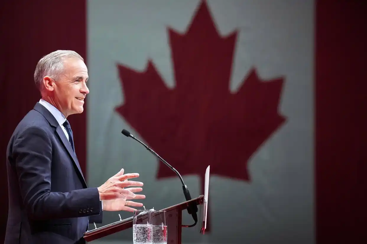 卡尼政府财政预算案_加拿大总理:我们和美国结束了_加拿大减少对美国依赖