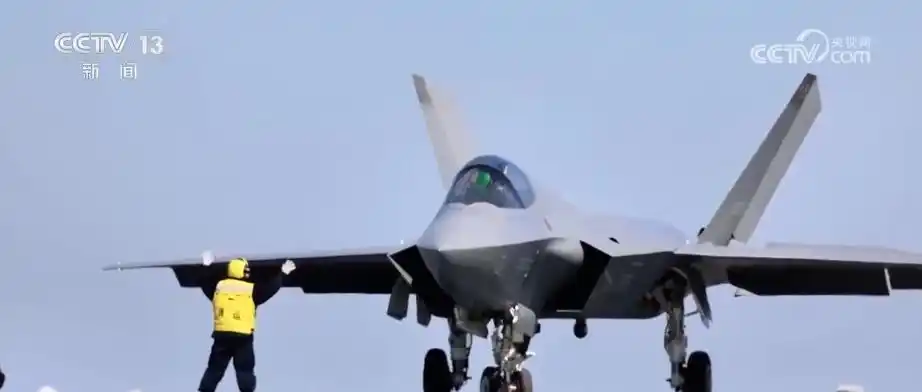 福建舰电磁弹射技术优势_中国首艘电磁弹射型航空母舰福建舰建造过程_从下水到入列 重温福建舰一个个首次