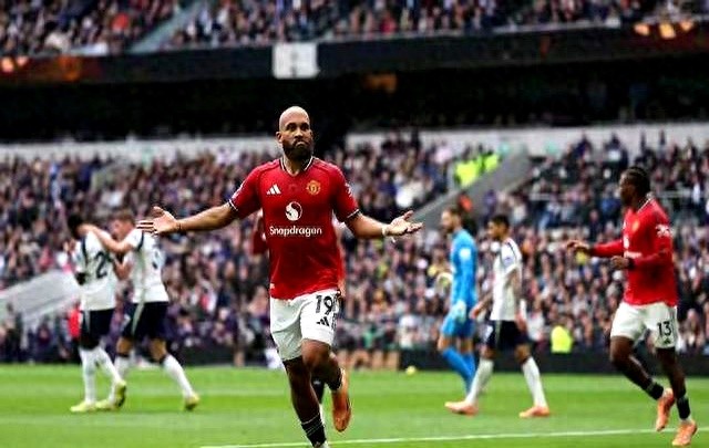 英超争冠分析_阿森纳对曼联球票价格_阿森纳补时失分