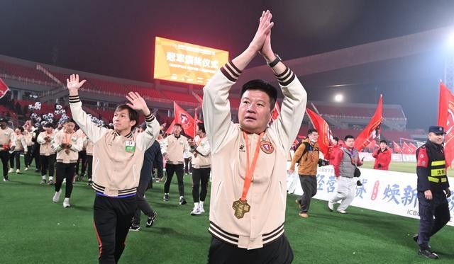 辽宁男篮队员名单2025_中甲冠军冲击中超战术调整_辽宁铁人冲超后外援引进