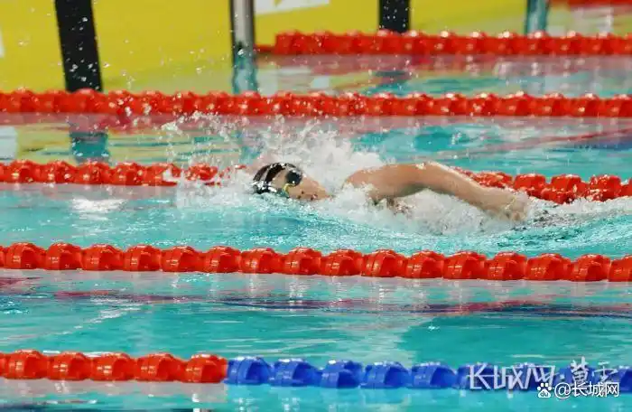 于子迪全运会夺冠打破纪录_13岁小孩姐回应破亚洲纪录夺冠_13岁女子游泳亚洲纪录保持者