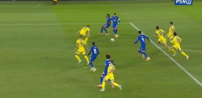 40岁C罗国家队生涯首次染红 肘击致直红罚下