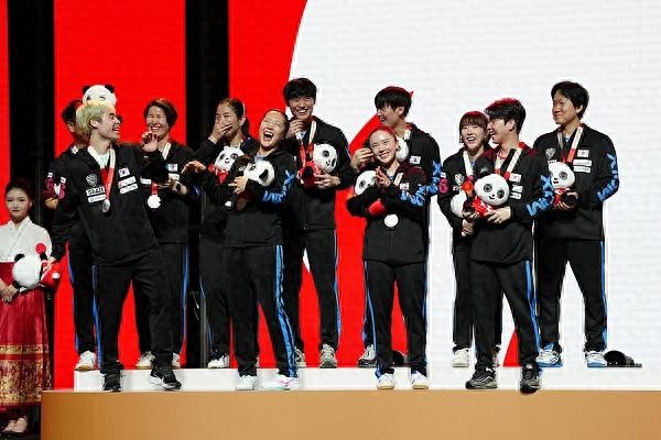 乒乓江湖再起风云:2025混团世界杯谁将笑到最后?