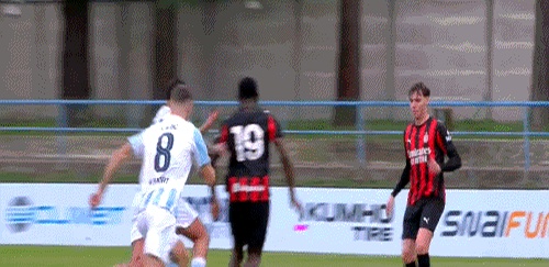 米兰友谊赛分析_足球友谊赛完场比分_米兰轮换阵容表现