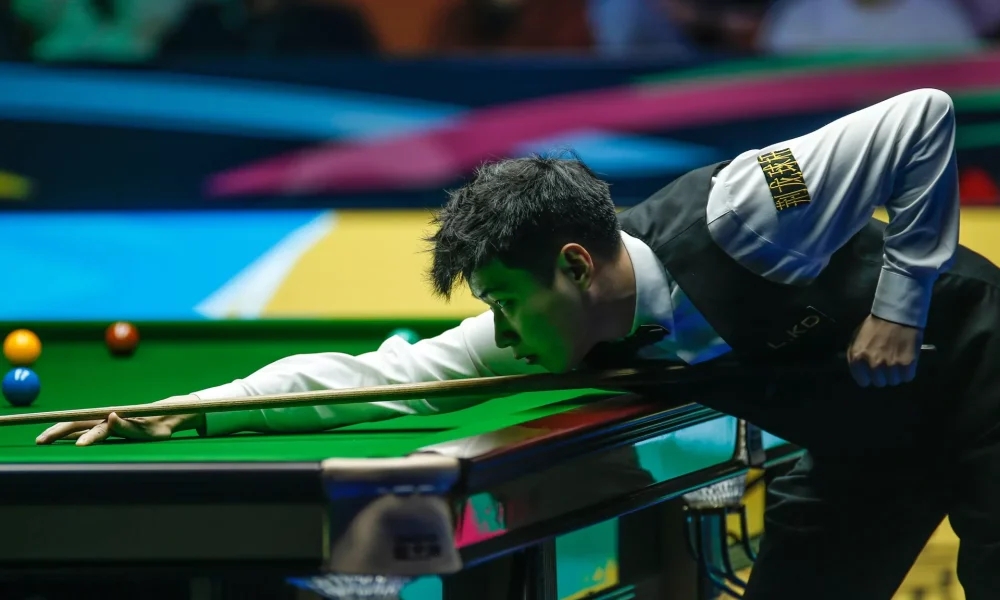 2025斯诺克冠中冠半决赛对决_罗伯逊塞尔比冠中冠半决赛预测_2025斯诺克德国大师赛奖金