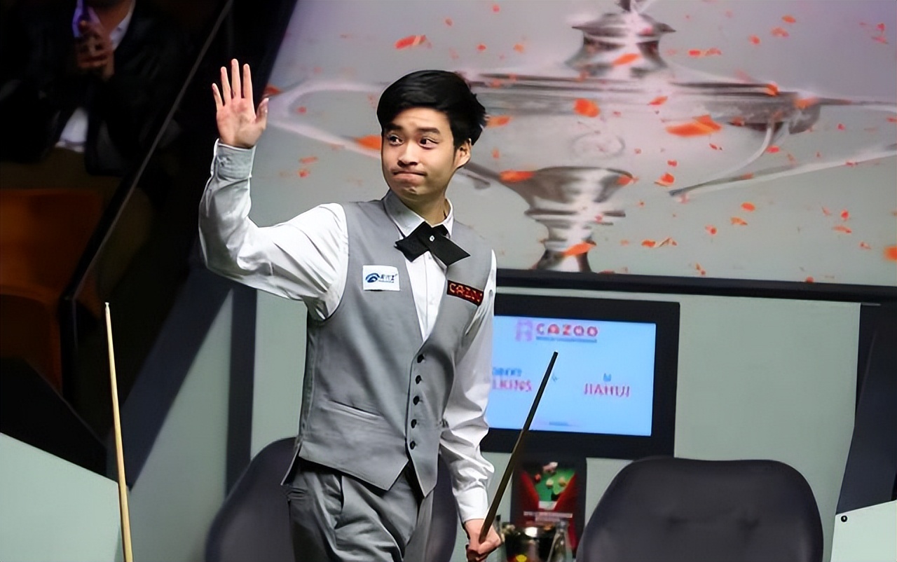 2025斯诺克德国大师赛奖金_斯诺克冠中冠赛塞尔比罗伯逊决赛席位争夺_2025斯诺克冠中冠赛赵心童特鲁姆普半决赛