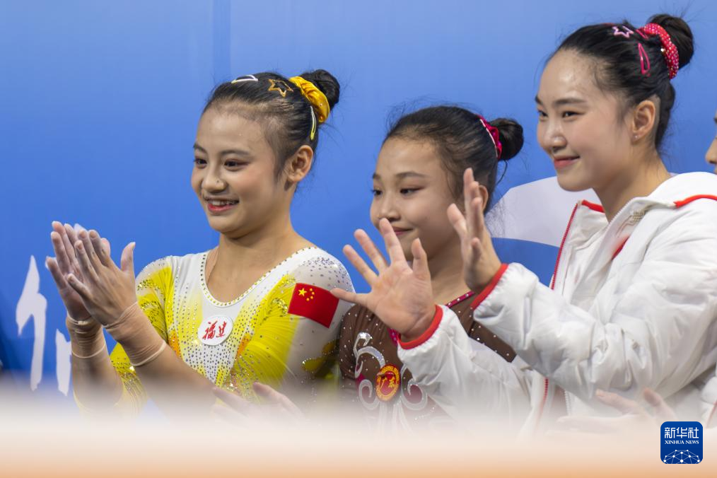 第十五届全国运动会女子高低杠决赛 邱祺缘夺冠 肇庆体操比赛_全运会｜体操：邱祺缘“磨难”中夺冠 广西队揽一金一银