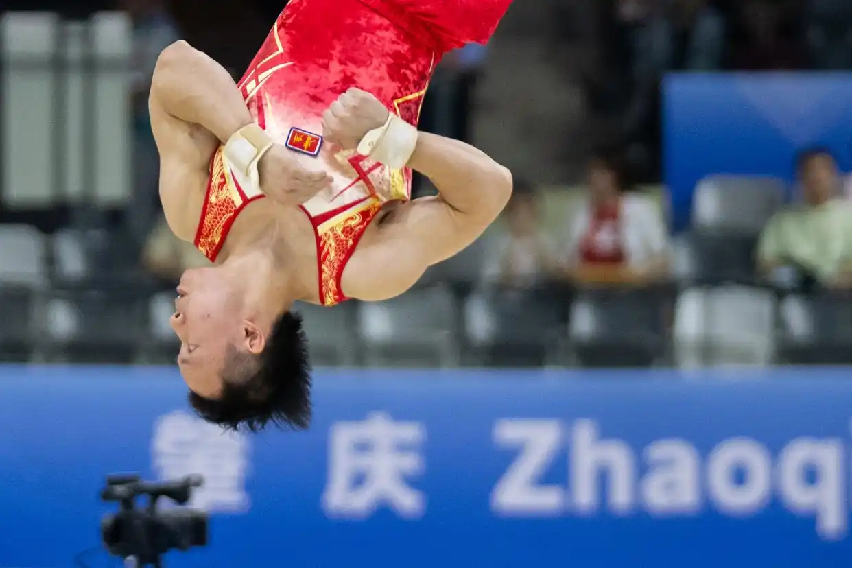 第十五届全国运动会体操单项决赛_全运会|体操:邱祺缘“磨难”中夺冠 广西队揽一金一银_奥运冠军刘洋卫冕男子吊环项目