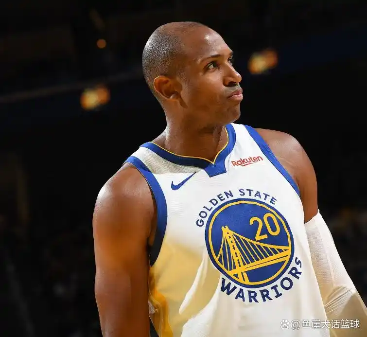 NBA魔术vs勇士比赛分析_库里空砍34+9巴特勒33分 勇士客场不敌魔术_魔术首发阵容介绍