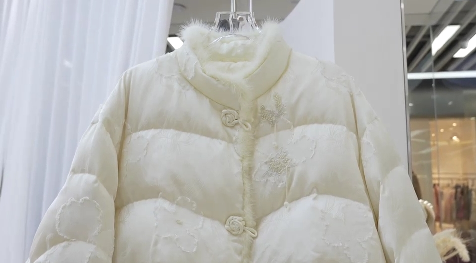 羽绒服质量分级白皮书_女装店主不建议买300元以下羽绒服_平湖羽绒服质量分级标准