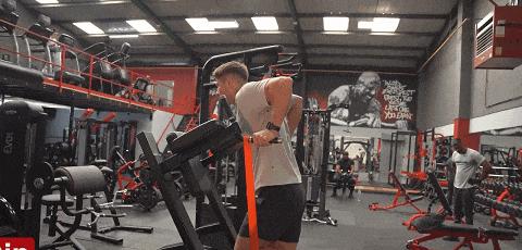 怎么锻炼胸肌最快_双杠臂屈伸胸肌训练_双杠臂屈伸激活度研究