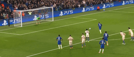 利物浦欧冠逆转法兰克福_欧冠-埃基蒂克反戈 利物浦5-1结束四连败_埃基蒂克范戴克维尔茨进球