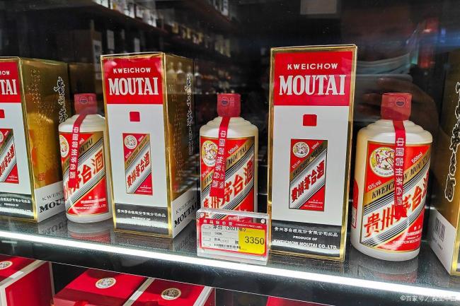 酒业负责人：感觉年轻人都不喝白酒了 消费迭代冲击市场