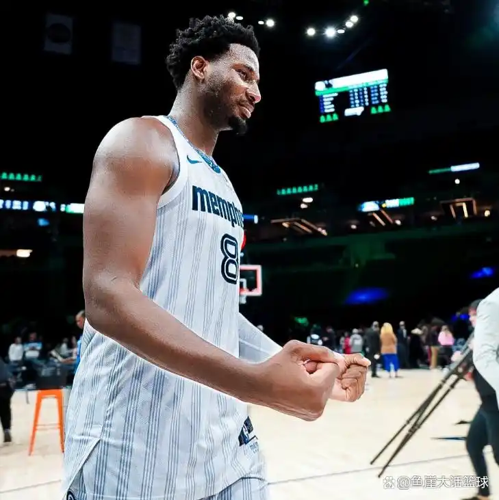 NBA雷霆对阵灰熊比赛分析_亚历山大31+10+8杰伦-威24+6 雷霆力克灰熊_雷霆灰熊比赛战报