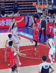 徐杰20分萨林杰32+11 广东胜广州豪取5连胜_萨林杰关键表现回顾_CBA广东对阵广州赛况分析