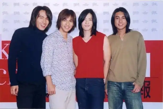 五月天阿信F4合体真相_朱孝天曝五月天公司涉逃税洗钱被查_朱孝天爆料五月天公司