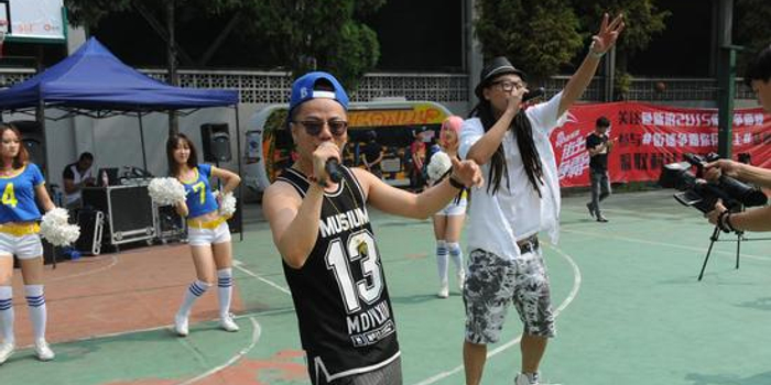 新浪街头篮球争霸赛_新浪2015街头篮球争霸赛_武汉站冠军