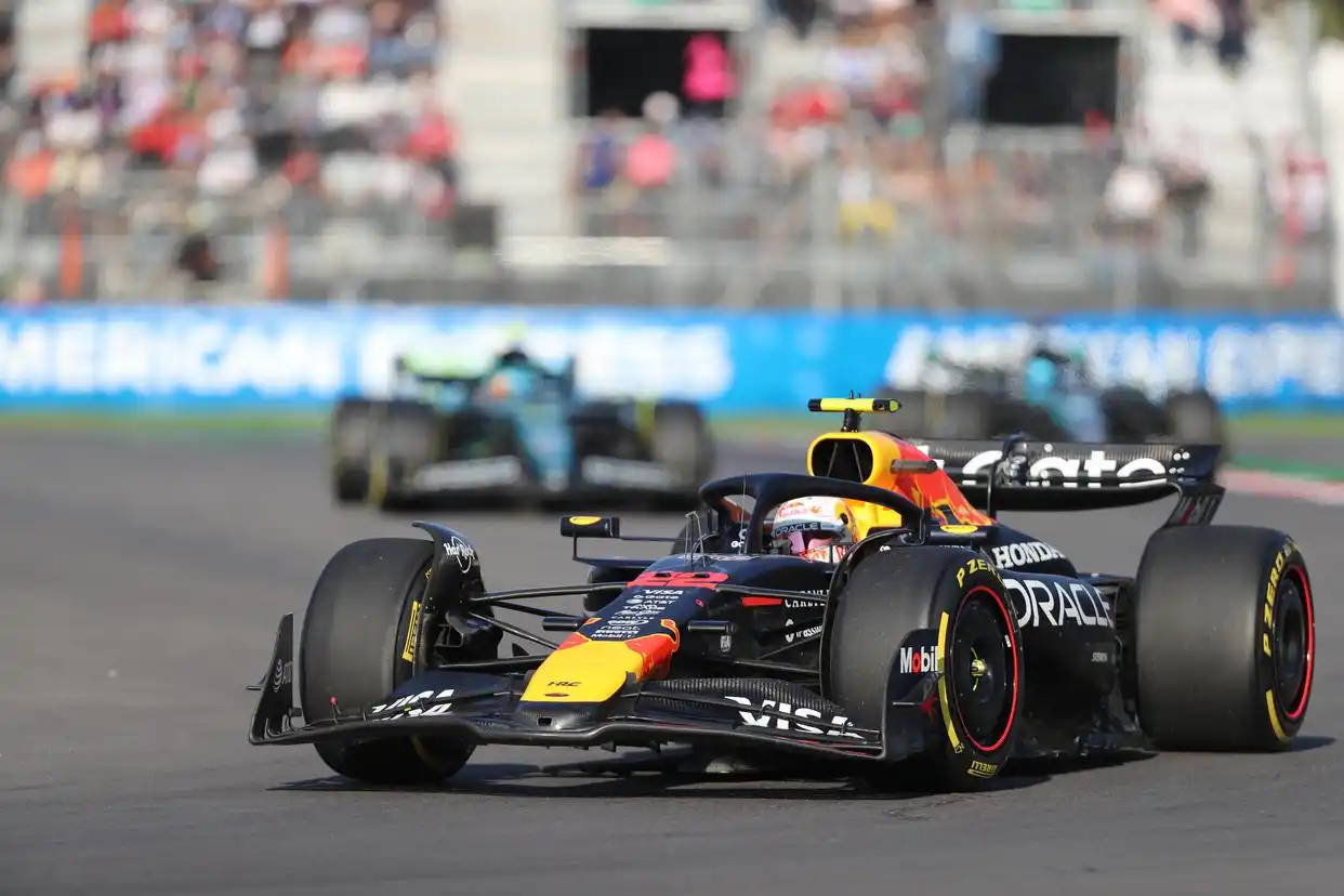 2025赛季世界一级方程式赛车锦标赛墨西哥城大奖赛练习赛_f1墨西哥城大奖赛第三次练习赛_威廉姆斯车队西班牙车手塞恩斯比赛照片