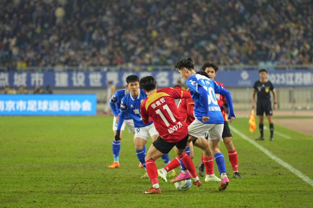 江苏足球青训成果展示_当一个江苏足球记者重新走进南京奥体_第二届江苏省足球发展重点城市对抗赛