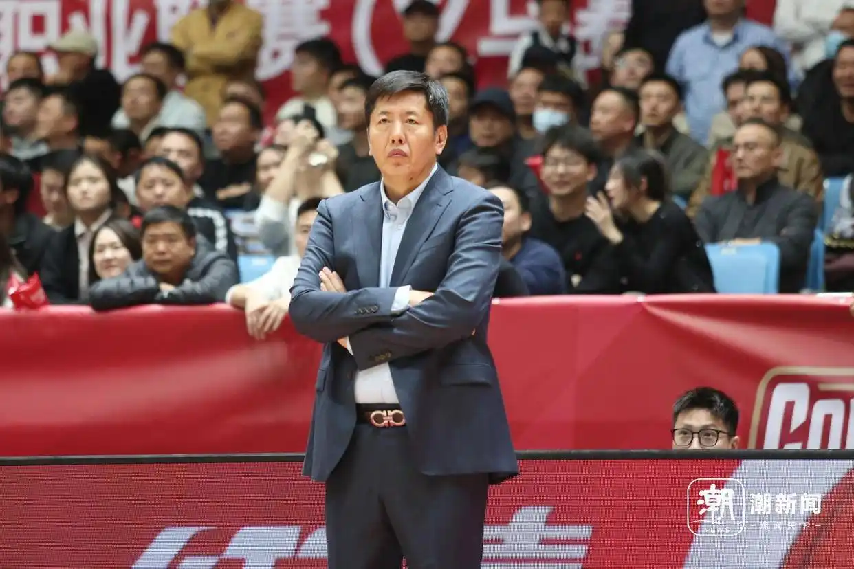 亚历山德罗斯·法莱卡斯执教_曝浙江稠州主帅丁伟下课 曾执教过cba八支球队_浙江稠州金租男篮丁伟下课