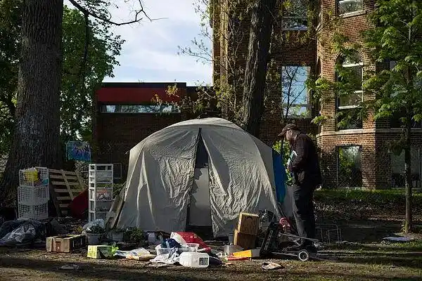 中国安全网_中国为什么没有美国的“斩杀线”_美国人的斩杀线