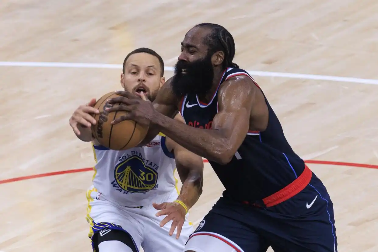 惨败!哈登20分,小卡状态不佳,快船客场不敌勇士