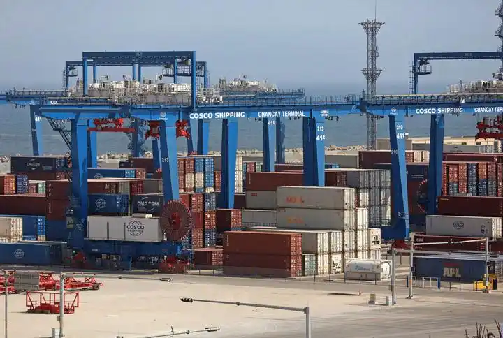 共创共享亚太美好未来_习近平主席亚太经合组织讲话_构建亚太命运共同体