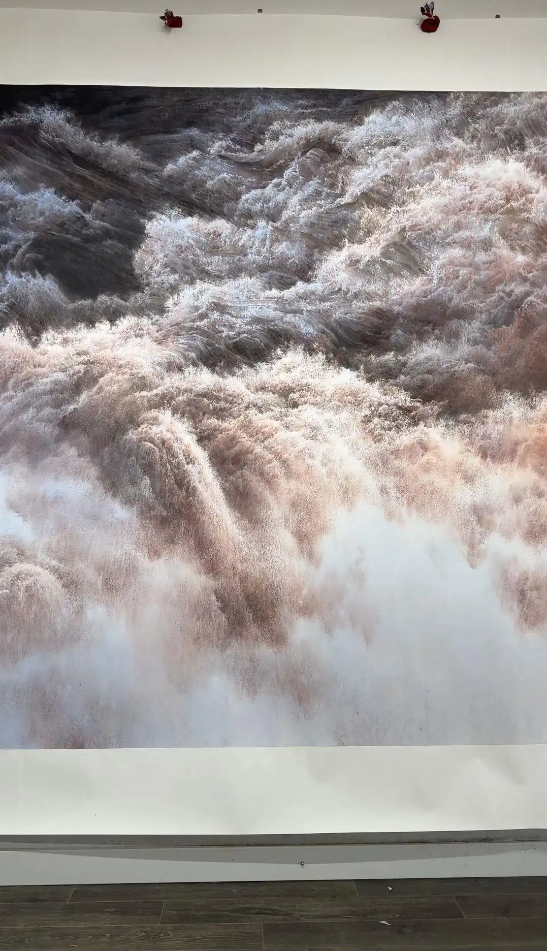 徐渭泼墨山水画_徐惠君126平尺巨幅画作被人无意泼墨_徐渭泼墨写意画