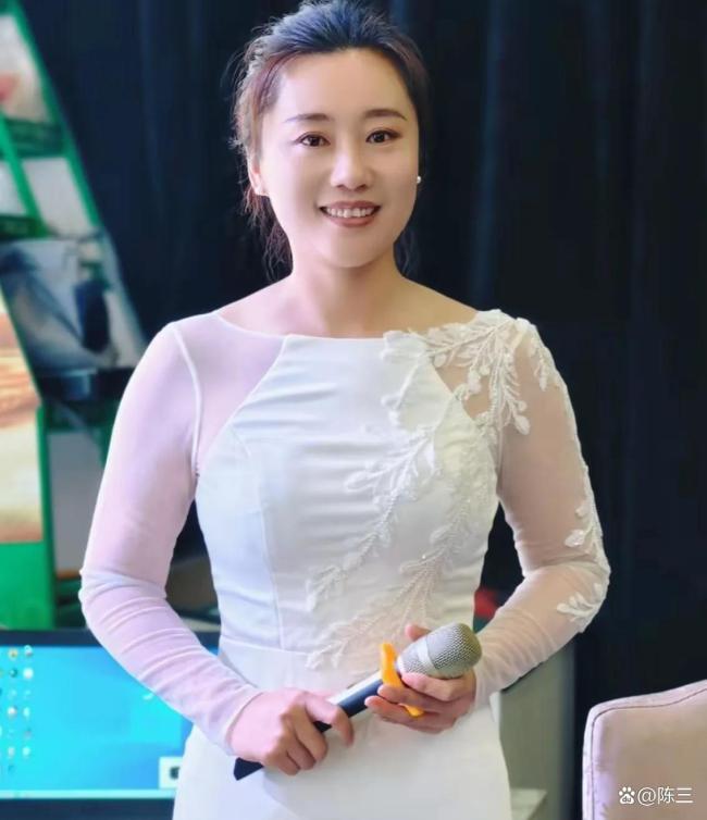 河北一女主持疑被老头乐撞倒离世 生命脆弱引深思