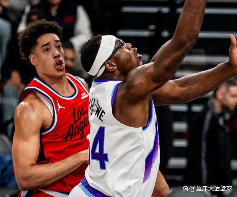 伦纳德45分哈登20+7 快船主场擒爵士收获6连胜_李凯尔22分表现_快船对阵爵士比赛分析