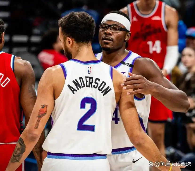 快船爵士比赛结果_伦纳德45分哈登20+7 快船主场擒爵士收获6连胜_伦纳德45分创生涯纪录