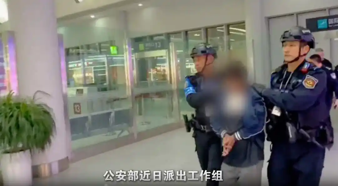 福建商人在菲律宾绑架杀害多名同胞_施纯芳被遣返回国_菲律宾绑架杀人嫌疑人施纯芳