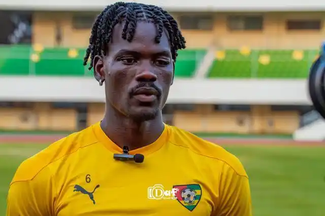 上海海港让·克劳德租借加盟_让·克劳德防守型后腰能力分析_横滨水手官方：让-克劳德租借上海海港一个赛季，含买断条款