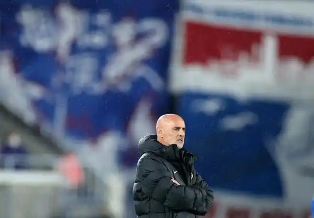 上海海港让·克劳德租借加盟_让·克劳德防守型后腰能力分析_横滨水手官方：让-克劳德租借上海海港一个赛季，含买断条款