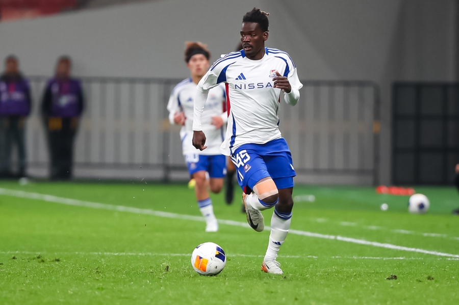 让·克劳德租借条款分析_上海海港队让·克劳德加盟_新援让-克劳德抵达多哈与球队会合,海港正在联系热身对手