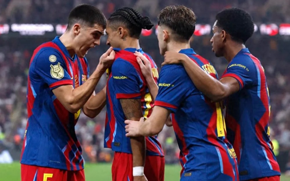 疯狂德比!补时3球+红牌绝杀,巴萨3-2皇马夺超级杯冠军