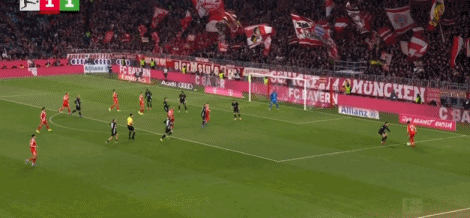 巴萨的拉菲尼亚_巴萨皇马表演赛_巴萨3-2皇马卫冕西超杯 拉菲尼亚双响