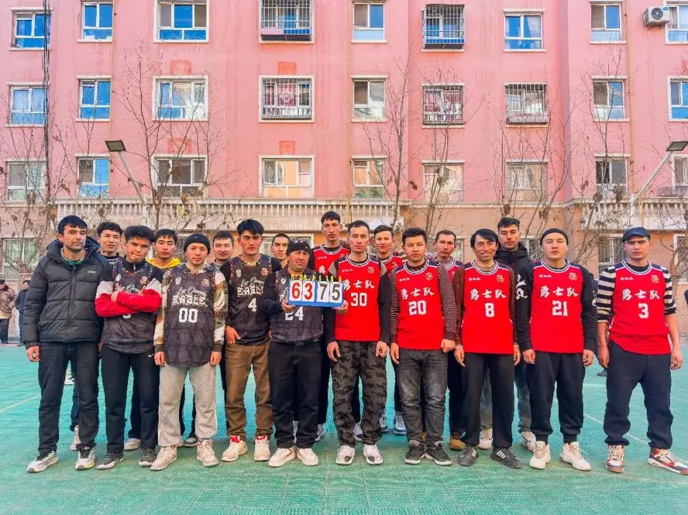 裁判篮球员比赛宣誓规则_篮球联赛裁判员宣誓_篮球比赛裁判员宣誓