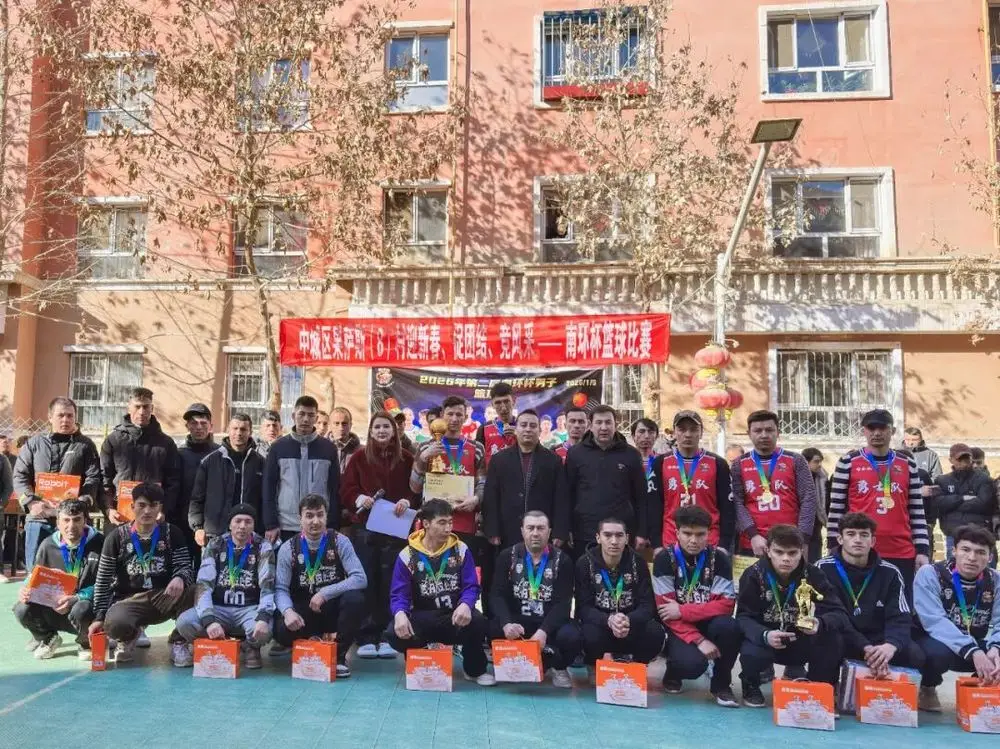 篮球联赛裁判员宣誓_裁判篮球员比赛宣誓规则_篮球比赛裁判员宣誓